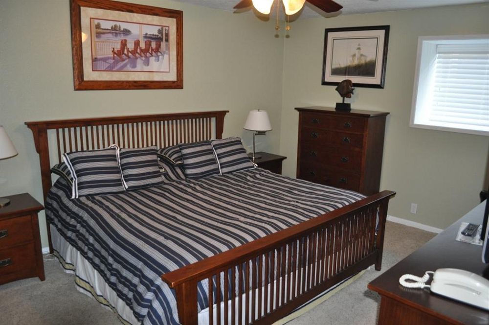 Cavalier Beachfront Condominiums Lincoln Beach Екстер'єр фото